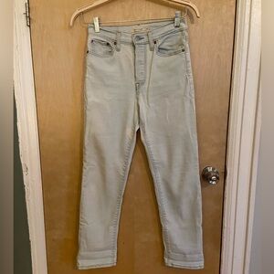 Levi's Women's Light Blue Straight Leg Jeans